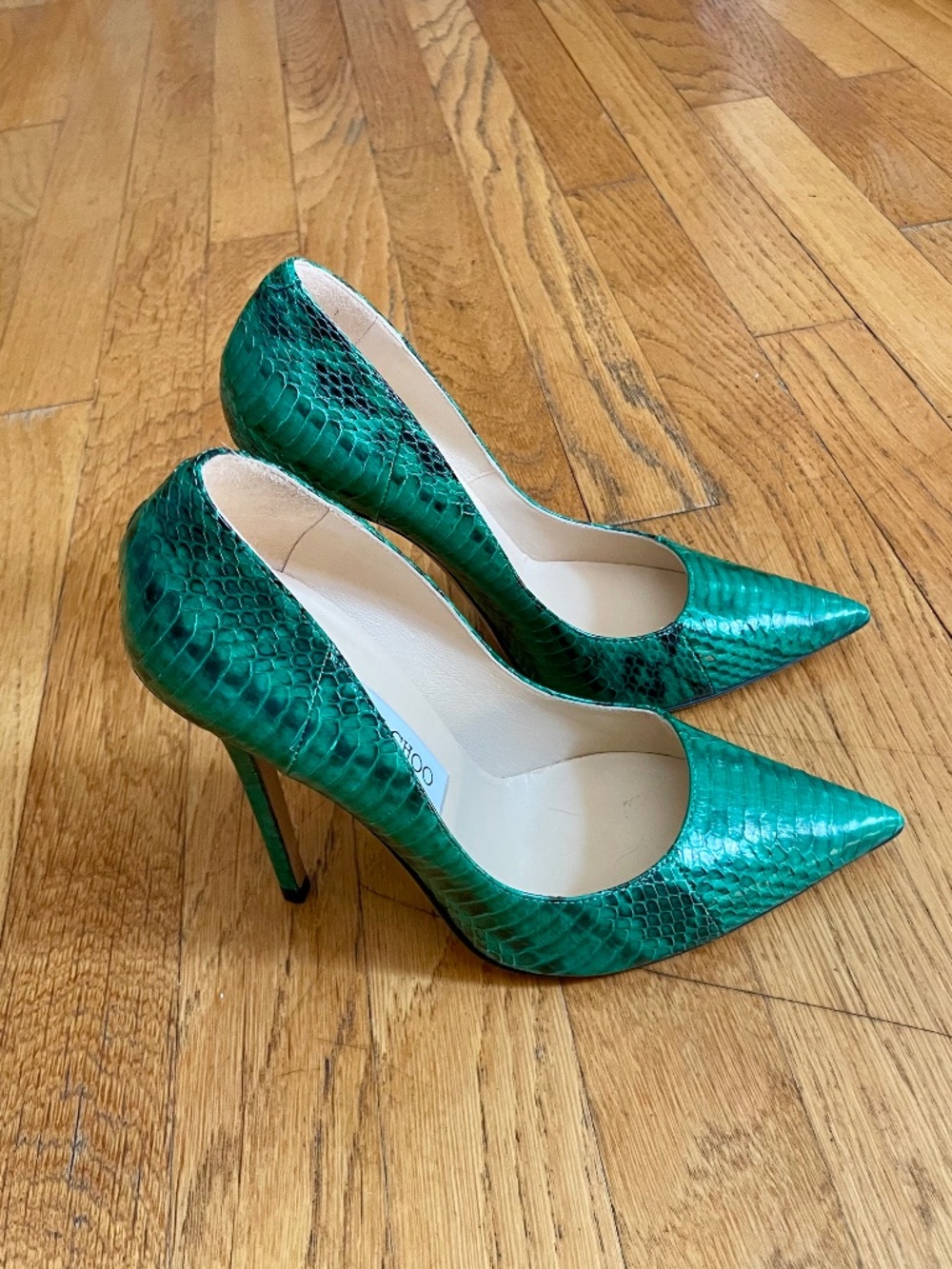 Shoes - Picture 5 of 5